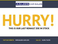 USED 2020 70 RENAULT ZOE R135 52kWh Iconic Hatchback 5dr Electric Auto (i, Rapid Charge) (134 bhp) FULL ELECTRIC