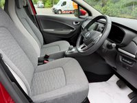 USED 2020 70 RENAULT ZOE R135 52kWh Iconic Hatchback 5dr Electric Auto (i, Rapid Charge) (134 bhp) FULL ELECTRIC