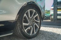 USED 2018 68 LAND ROVER DISCOVERY 3.0 SD V6 HSE SUV 5dr Diesel Auto 4WD Euro 6 (s/s) (306 ps) 