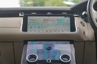 USED 2017 67 LAND ROVER RANGE ROVER VELAR 3.0 SD6 V6 HSE SUV 5dr Diesel Auto 4WD Euro 6 (s/s) (300 ps) 