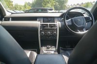USED 2017 17 LAND ROVER DISCOVERY SPORT 2.0 TD4 HSE Black SUV 5dr Diesel Auto 4WD Euro 6 (s/s) (180 ps) 