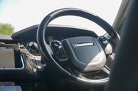 USED 2018 68 LAND ROVER RANGE ROVER VELAR 2.0 D180 SUV 5dr Diesel Auto 4WD Euro 6 (s/s) (180 ps) 
