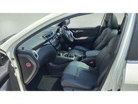 USED 2015 15 NISSAN QASHQAI 1.6 dCi Tekna SUV 5dr Diesel Manual 4WD Euro 6 (s/s) (130 ps) 