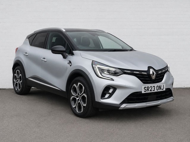 View our Renault Captur 1.6 E-TECH techno SUV 5dr Petrol Hybrid Auto Euro 6 (s/s) (145 ps)