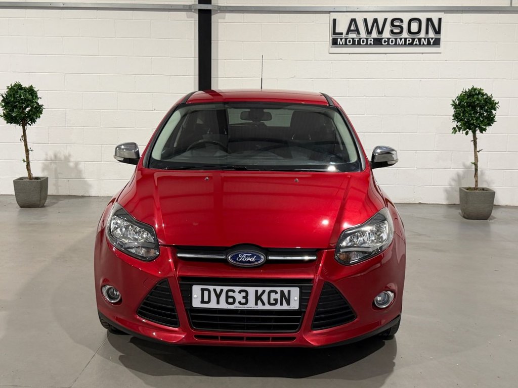 USED 2013 63 FORD FOCUS 1.6 Zetec Hatchback 5dr Petrol Manual Euro 5 (105 ps) 