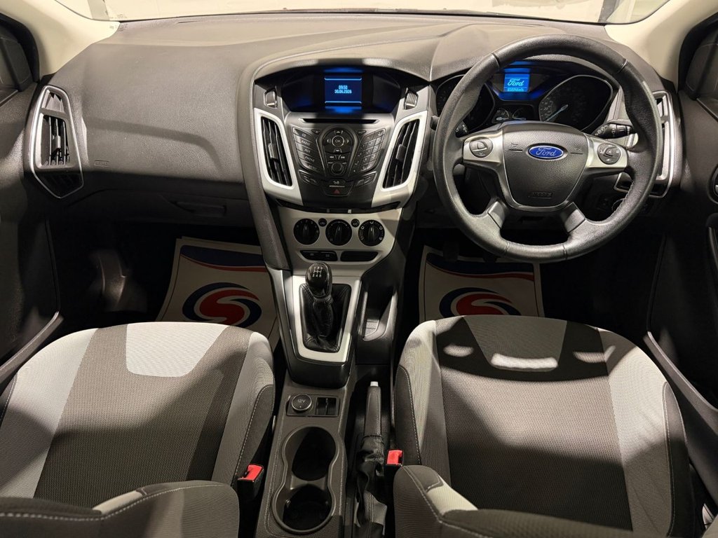 USED 2013 63 FORD FOCUS 1.6 Zetec Hatchback 5dr Petrol Manual Euro 5 (105 ps) 