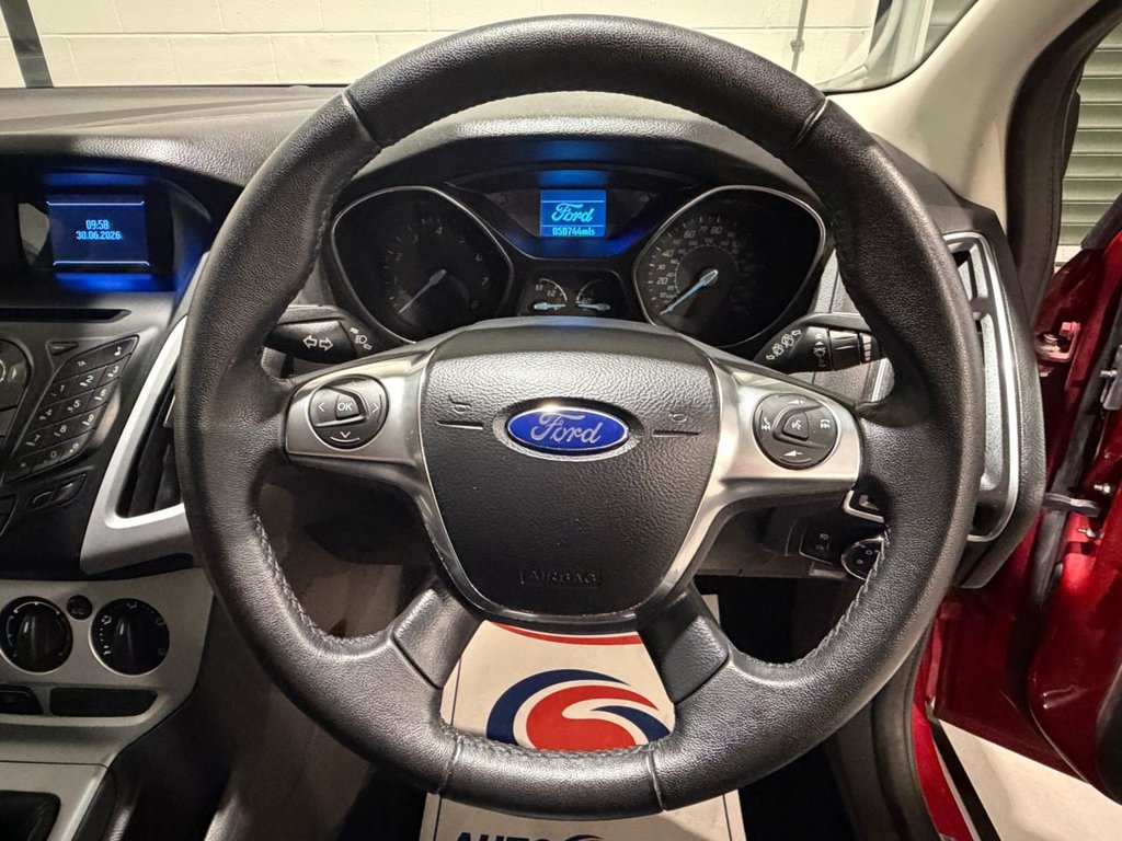 USED 2013 63 FORD FOCUS 1.6 Zetec Hatchback 5dr Petrol Manual Euro 5 (105 ps) 