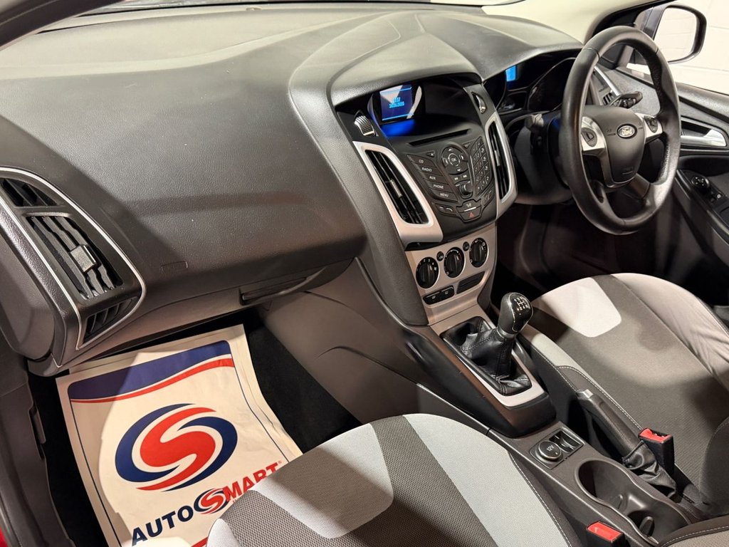 USED 2013 63 FORD FOCUS 1.6 Zetec Hatchback 5dr Petrol Manual Euro 5 (105 ps) 