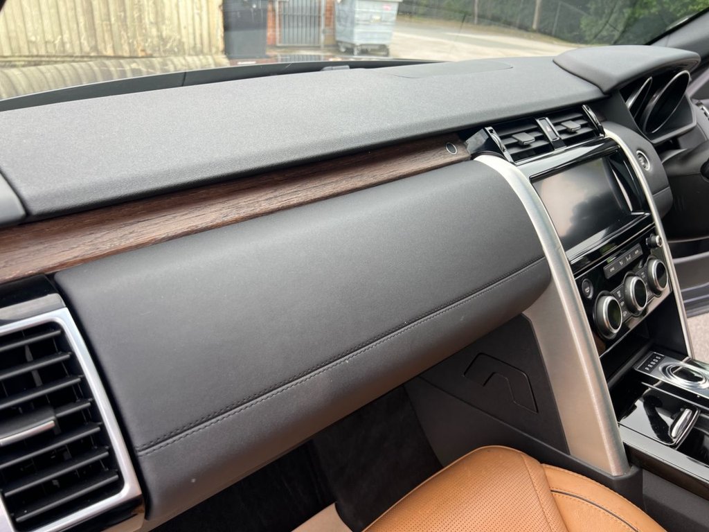 USED 2017 17 LAND ROVER DISCOVERY 3.0 TD V6 HSE SUV 5dr Diesel Auto 4WD Euro 6 (s/s) (258 ps) BRAND NEW 22" WHEELS AND TYRES