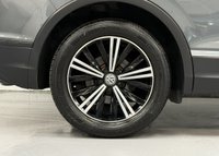 USED 2018 68 VOLKSWAGEN TIGUAN 2.0 TDI SE Navigation SUV 5dr Diesel Manual Euro 6 (s/s) (150 ps) 