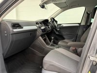 USED 2018 68 VOLKSWAGEN TIGUAN 2.0 TDI SE Navigation SUV 5dr Diesel Manual Euro 6 (s/s) (150 ps) 