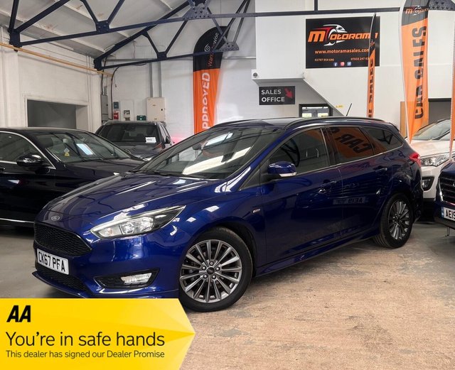 View our Ford Focus range