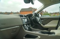 USED 2017 17 JAGUAR F-PACE 2.0 D180 Portfolio SUV 5dr Diesel Auto AWD Euro 6 (s/s) (180 ps) 