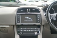 USED 2017 17 JAGUAR F-PACE 2.0 D180 Portfolio SUV 5dr Diesel Auto AWD Euro 6 (s/s) (180 ps) 