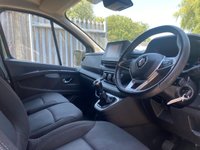 USED 2023 23 RENAULT TRAFIC LL30 SPORT 6 SEAT LWB CREW VAN 2.0 DCI 150PS  Top Of Range Sport Model Fully Loaded With Desirable Features! Only Had Light Use Stunning Example!