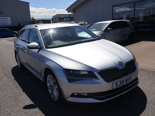 View our SKODA SUPERB