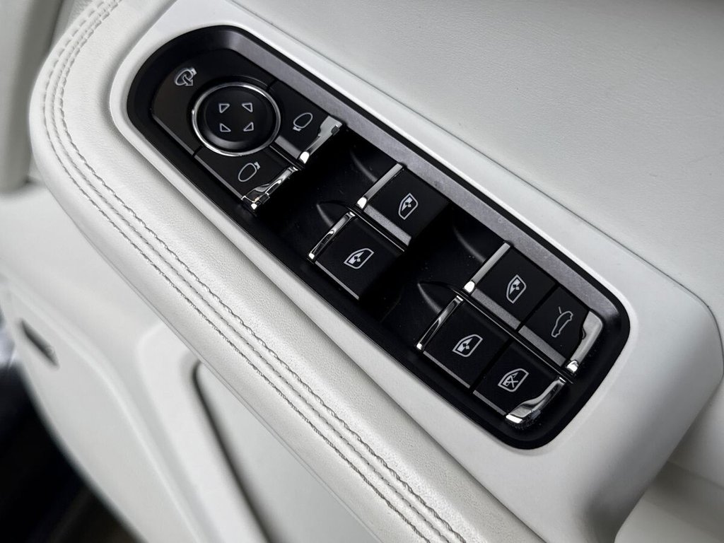USED 2020 70 PORSCHE MACAN 2.0T SUV 5dr Petrol PDK 4WD Euro 6 (s/s) (245 ps) 1 OWNER|&pound;21K FACTORY OPTIONS