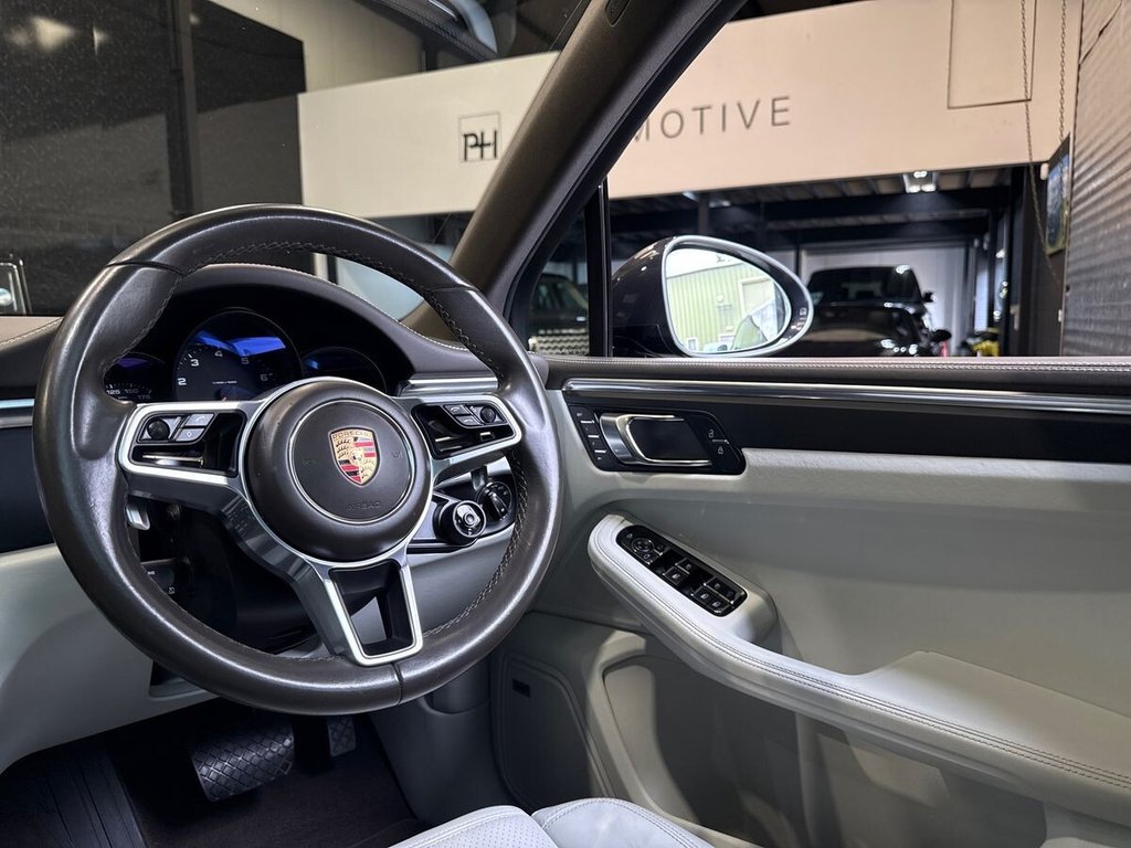 USED 2020 70 PORSCHE MACAN 2.0T SUV 5dr Petrol PDK 4WD Euro 6 (s/s) (245 ps) 1 OWNER|&pound;21K FACTORY OPTIONS