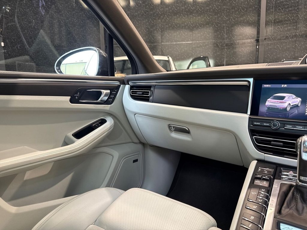 USED 2020 70 PORSCHE MACAN 2.0T SUV 5dr Petrol PDK 4WD Euro 6 (s/s) (245 ps) 1 OWNER|&pound;21K FACTORY OPTIONS