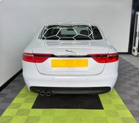 USED 2015 65 JAGUAR XF 2.0d R-Sport Saloon 4dr Diesel Auto Euro 6 (s/s) (180 ps) 