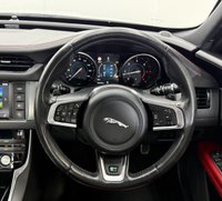 USED 2015 65 JAGUAR XF 2.0d R-Sport Saloon 4dr Diesel Auto Euro 6 (s/s) (180 ps) 