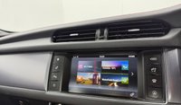 USED 2015 65 JAGUAR XF 2.0d R-Sport Saloon 4dr Diesel Auto Euro 6 (s/s) (180 ps) 