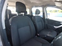 USED 2014 64 DACIA DUSTER 1.5 dCi Ambiance SUV 5dr Diesel Manual 4WD Euro 5 (110 ps) 4WD - CLEARANCE