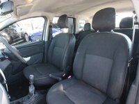 USED 2014 64 DACIA DUSTER 1.5 dCi Ambiance SUV 5dr Diesel Manual 4WD Euro 5 (110 ps) 4WD - CLEARANCE