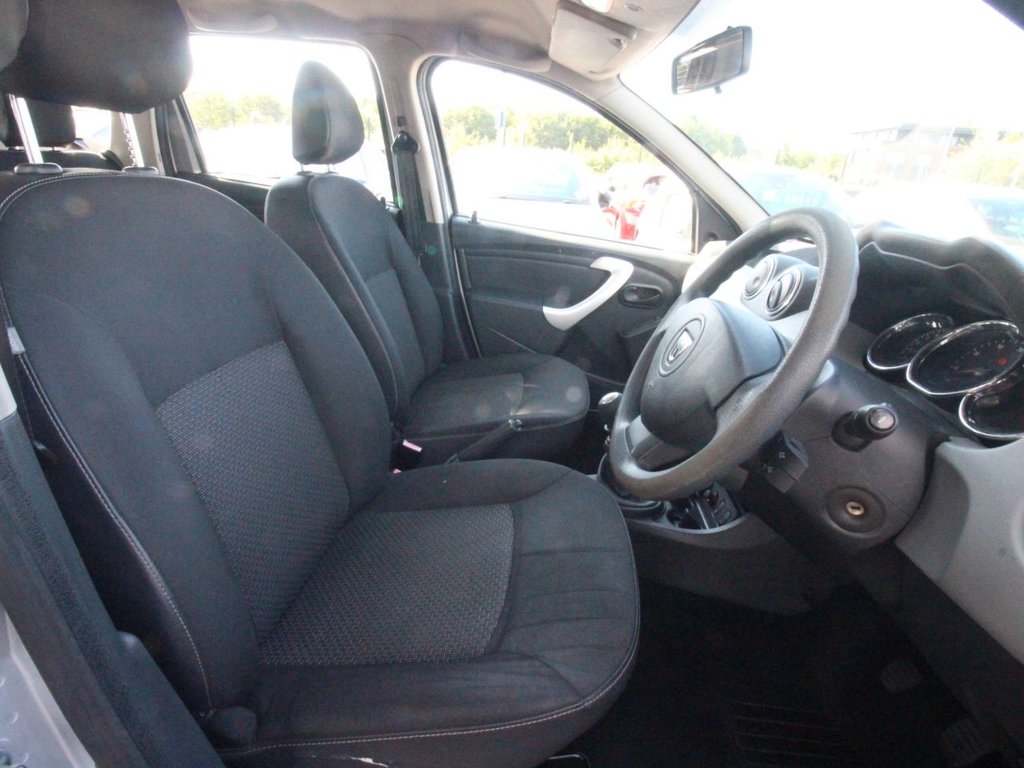 USED 2014 64 DACIA DUSTER 1.5 dCi Ambiance SUV 5dr Diesel Manual 4WD Euro 5 (110 ps) 4WD - CLEARANCE