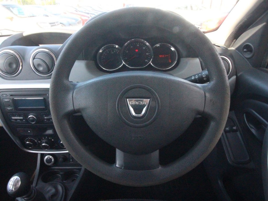 USED 2014 64 DACIA DUSTER 1.5 dCi Ambiance SUV 5dr Diesel Manual 4WD Euro 5 (110 ps) 4WD - CLEARANCE