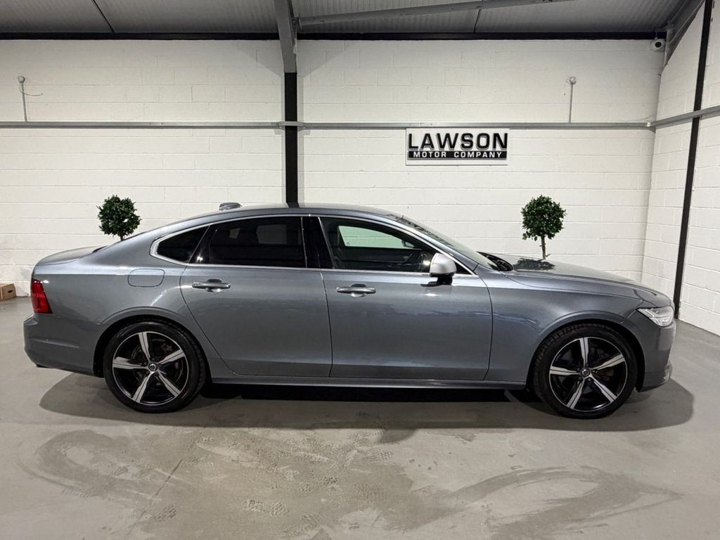 USED 2019 19 VOLVO S90 2.0h T8 Twin Engine 10.4kWh R-Design Pro Saloon 4dr Petrol Plug-in Hybrid Auto AWD Euro 6 (s/s) (390 ps) 