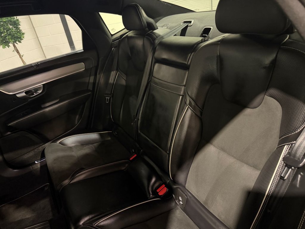 USED 2019 19 VOLVO S90 2.0h T8 Twin Engine 10.4kWh R-Design Pro Saloon 4dr Petrol Plug-in Hybrid Auto AWD Euro 6 (s/s) (390 ps) 