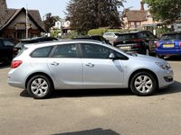 USED 2015 65 VAUXHALL ASTRA 1.6i Design Sports Tourer 5dr Petrol Manual Euro 6 (115 ps) 