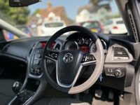 USED 2015 65 VAUXHALL ASTRA 1.6i Design Sports Tourer 5dr Petrol Manual Euro 6 (115 ps) 