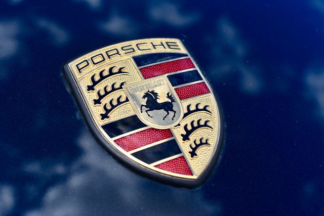 View our PORSCHE 911