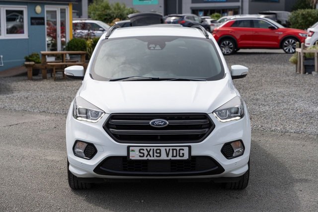 View our FORD KUGA