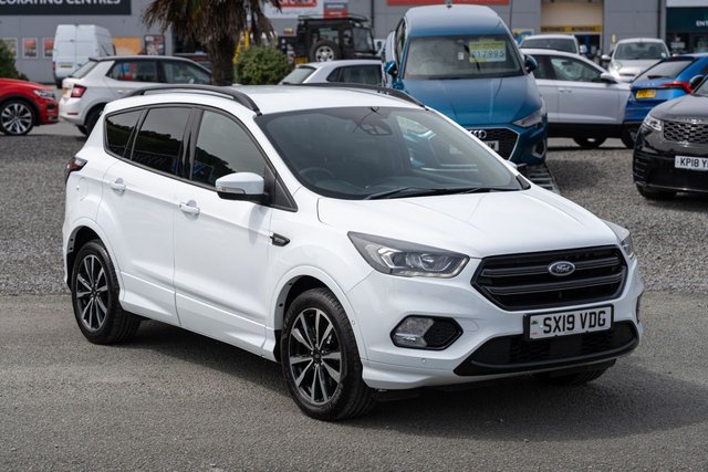View our FORD KUGA