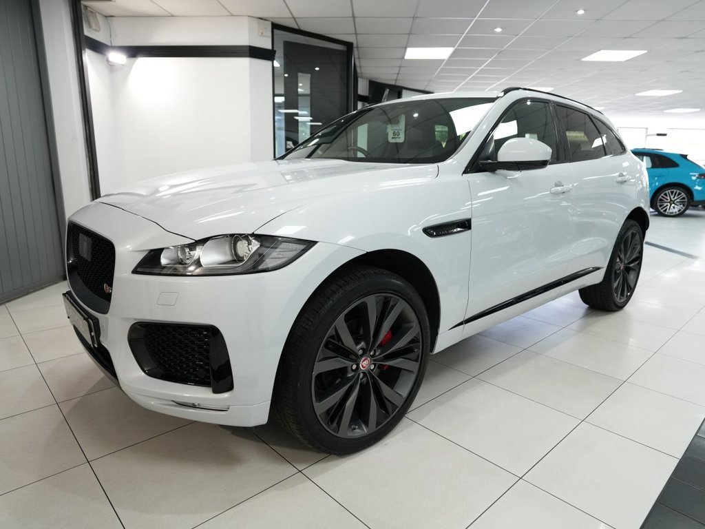2019 Jaguar F-Pace thumbnail 5