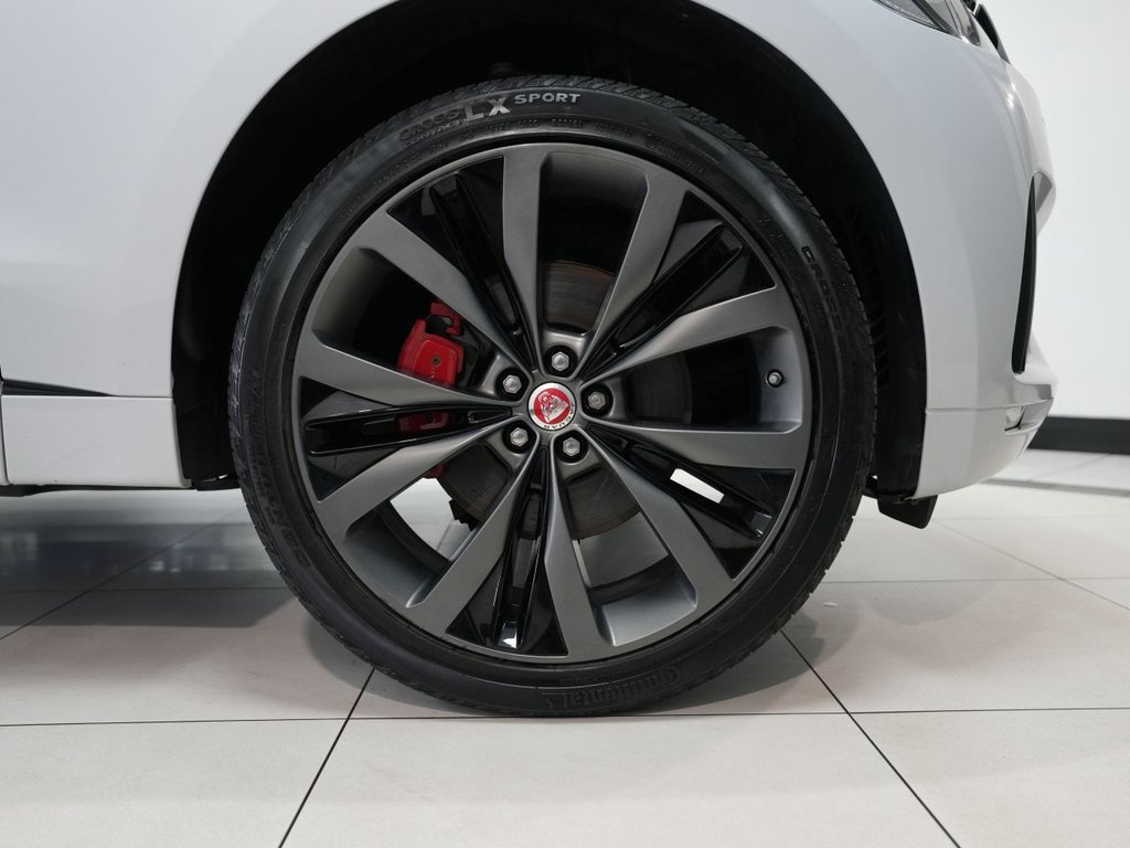2019 Jaguar F-Pace thumbnail 13
