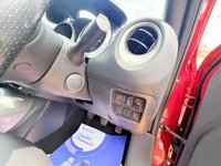 USED 2011 61 NISSAN JUKE 1.6 Tekna SUV 5dr Petrol Manual Euro 5 (117 ps) Amazing Low Mileage Example