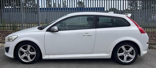 View our VOLVO C30