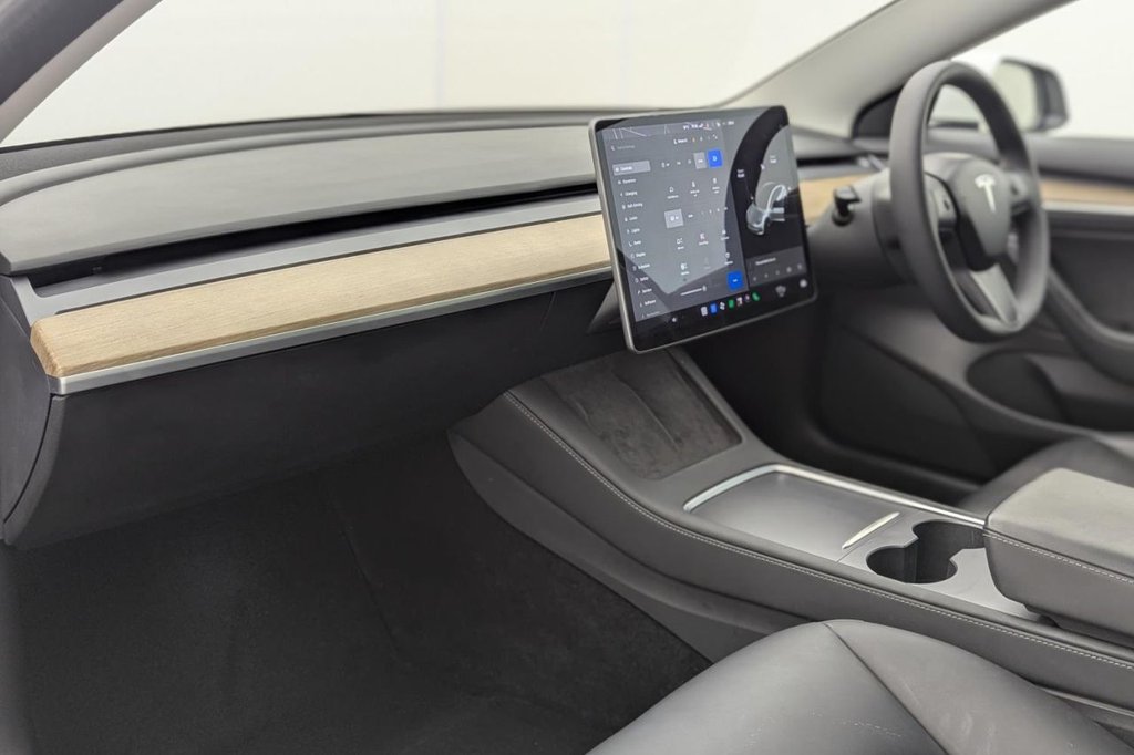 USED 2021 21 TESLA Model 3 (Dual Motor) Long Range Saloon 4dr Electric Auto 4WDE (346 ps) Pan Roof, 4WD, Sat Nav