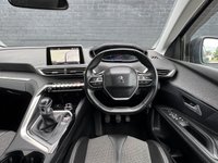 USED 2017 67 PEUGEOT 3008 1.6 HDi Allure *CapPlay, Virtual Dash, Camera, Sensors* 