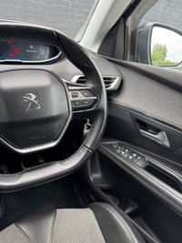 USED 2017 67 PEUGEOT 3008 1.6 HDi Allure *CapPlay, Virtual Dash, Camera, Sensors* 