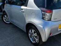 USED 2010 59 TOYOTA IQ 1.0 VVT-i 2 Hatchback 3dr Petrol Multidrive Euro 4 (68 bhp) 