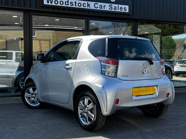 View our TOYOTA IQ