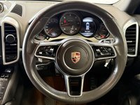 USED 2017 17 PORSCHE CAYENNE 3.0 TD V6 Platinum Edition SUV 5dr Diesel TiptronicS 4WD Euro 6 (s/s) (262 ps) REV CAMERA+SAT NAV+DAB