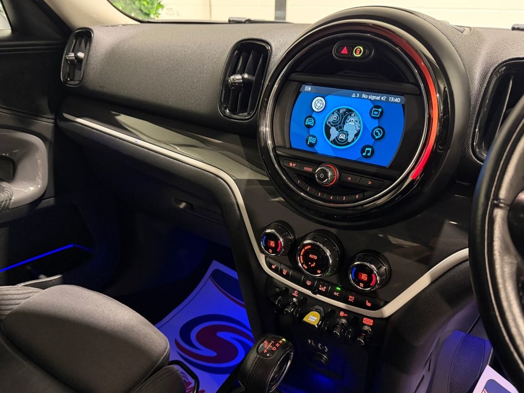 USED 2018 67 MINI COUNTRYMAN 1.5 7.6kWh Cooper SE SUV 5dr Petrol Plug-in Hybrid Auto ALL4 Euro 6 (s/s) (224 ps) 