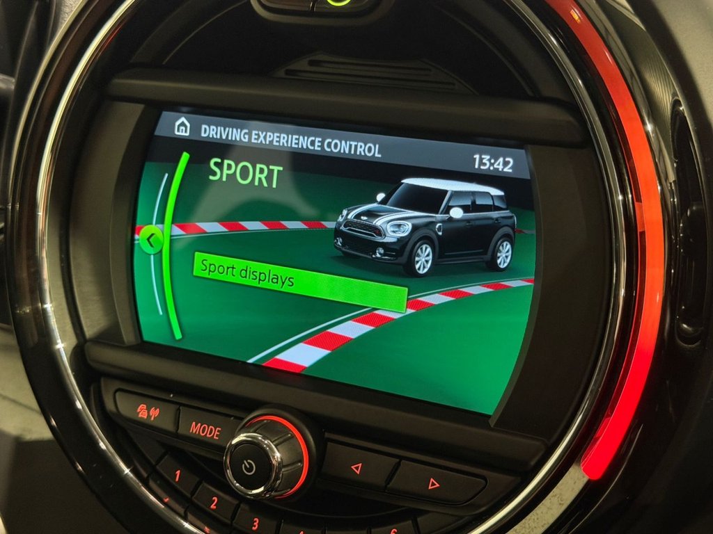 USED 2018 67 MINI COUNTRYMAN 1.5 7.6kWh Cooper SE SUV 5dr Petrol Plug-in Hybrid Auto ALL4 Euro 6 (s/s) (224 ps) 