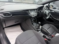 USED 2019 69 VAUXHALL ASTRA 1.4i Turbo SRi VX Line Nav Hatchback 5dr Petrol Manual Euro 6 (s/s) (150 ps) ** SAT NAV ** MEDIA ** BLUETOOTH **